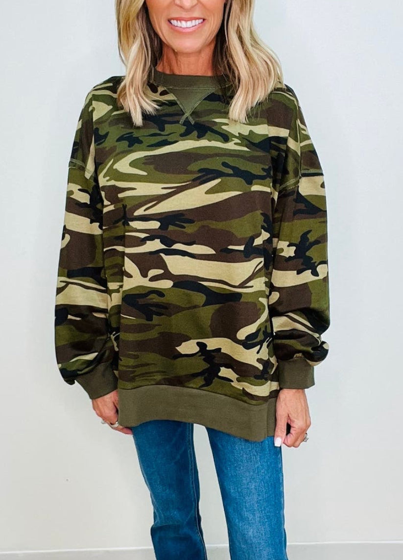 Cutie Camo Sweatshirt Pullover