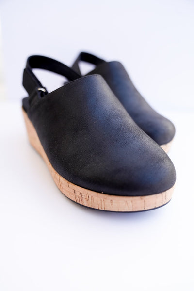 CORKYS Low Temps Black Wedge