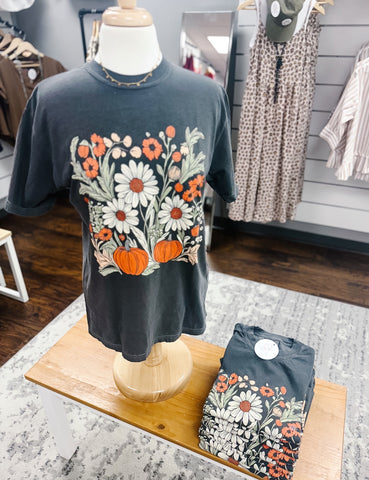 Comfort Colors Fall Floral Pumpkin Tee