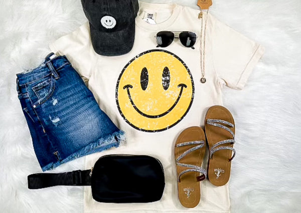 Distressed Smiley Tee Comfort Colors