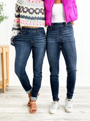 JUDY BLUE Alexandria Pull On Jean