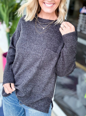 Cozy Ribbed Pocket Sweater Black