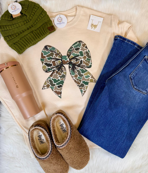 Sweet Cream Camo Bow Sweatshirt