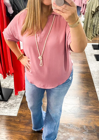 Willow Airflow Collared V Neck Top Blush