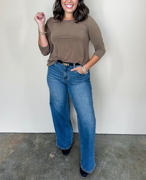 Dear Scarlett Solid Essential Top Mocha