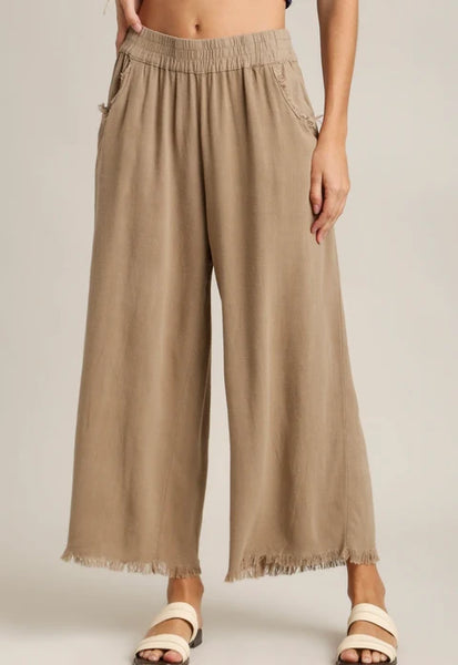 UMGEE Frayed Hem Wide Leg Pant Latte