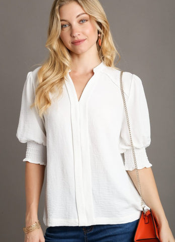UMGEE Smocked Cuff Popover Top Off White