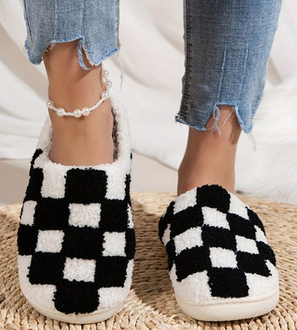 Checkered Plush Slippers Black