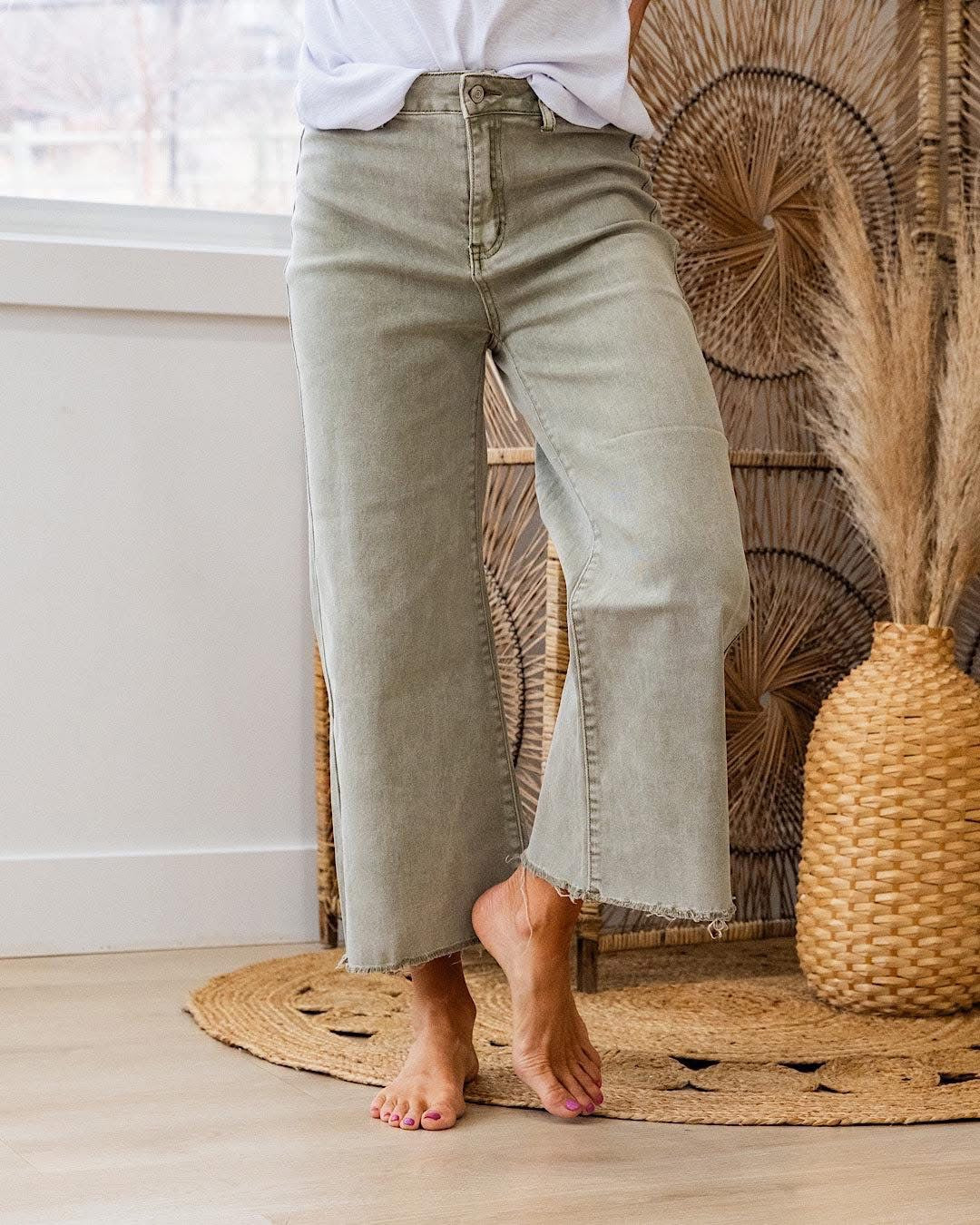 Wide Leg Jean Light Olive