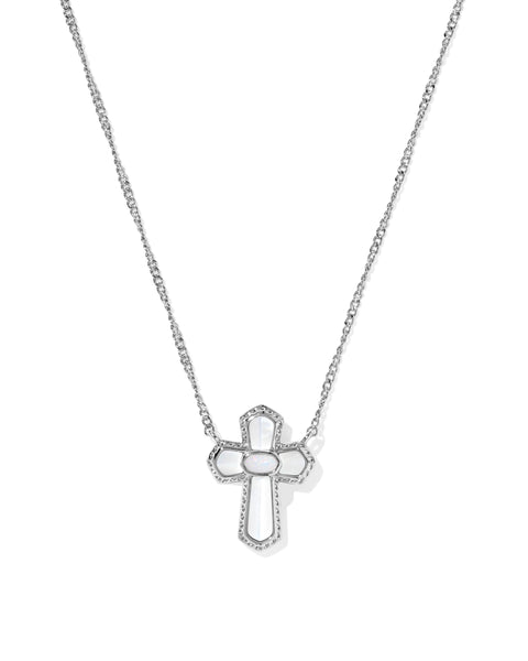 CROSS MEDALLION SHORT PENDANT NECKLACE SILVER