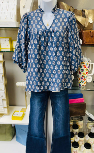 UMGEE Blue & Cream Floral Top