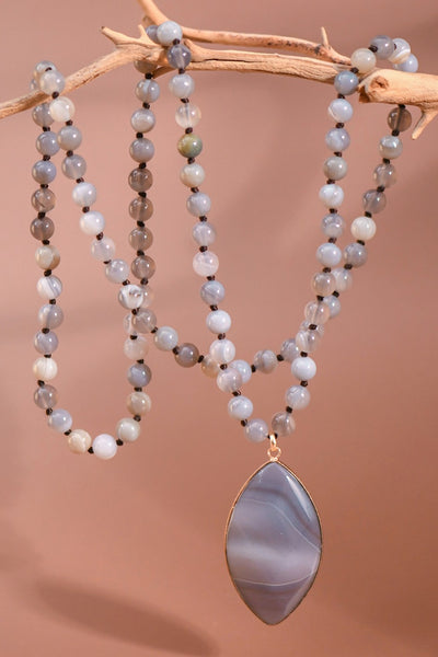 Natural Stone Bead Necklace with Agate Pendant