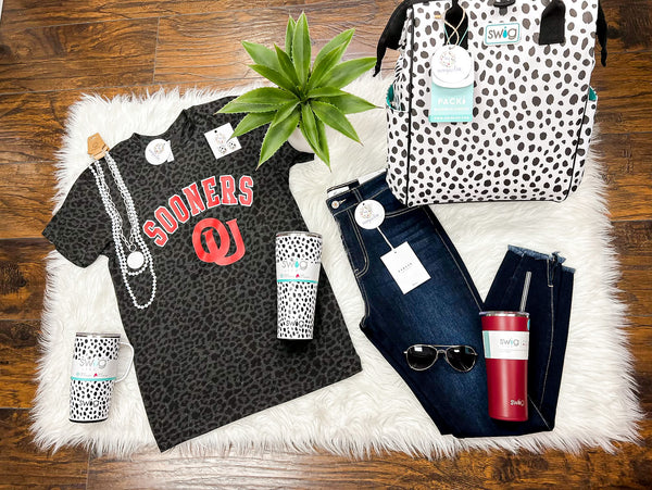 Oklahoma Sooners Leopard Print Graphic Tee