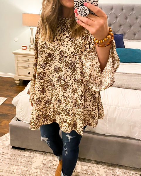 Natural Floral Ruffle Sleeve Top